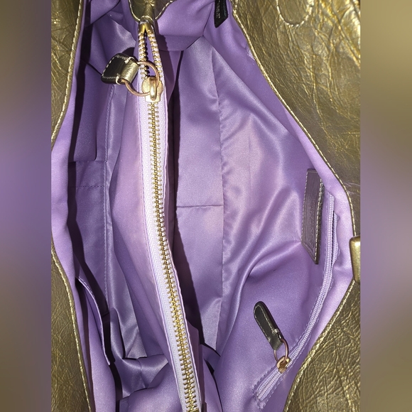 COACH 13926 Gold Metallic Patent Leather Satchel Bell Shaped Purse Handbag - Picture 13 of 16